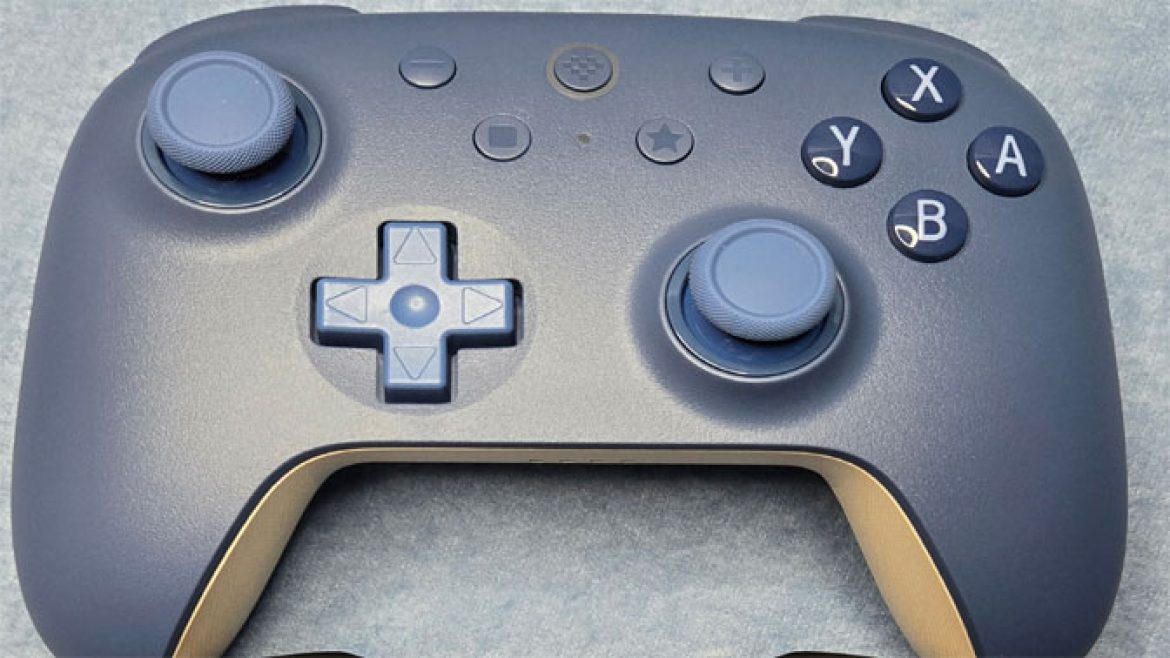 8bitdo-Correction-Cover