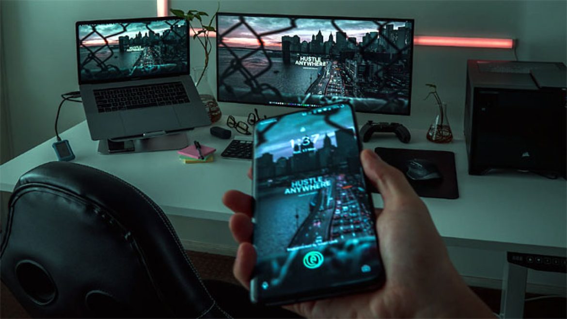 Smartphone-Upsplash-Adart